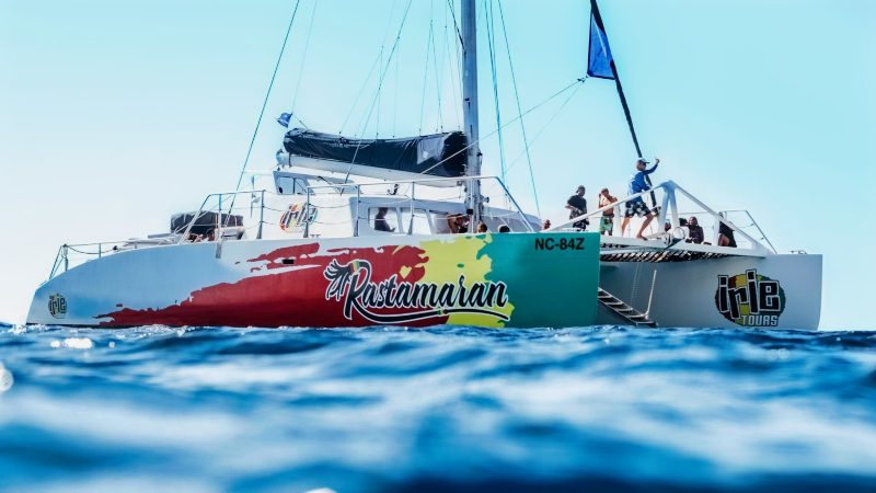 catamaran rastamaran westkust curacao 800x450 1