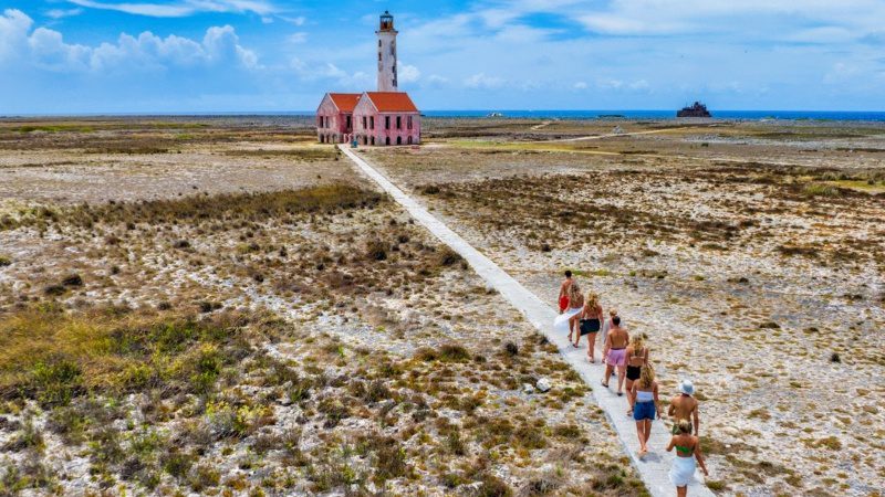 Klein Curacao boottrip vuurtoren bekijken 800x450 1