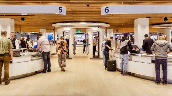 Schiphol Security Check