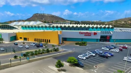 Carrefour supermarkt Curacao Sambil shopping mall