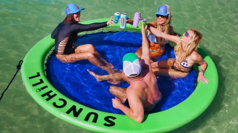 curacao sunchill huren floaty fest 800x450 1